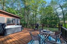 Access to PGA Golf Course- Private Hot Tub-Firepit