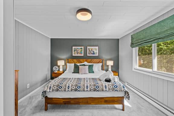 Access to PGA Golf Course- Private Hot Tub-Firepit