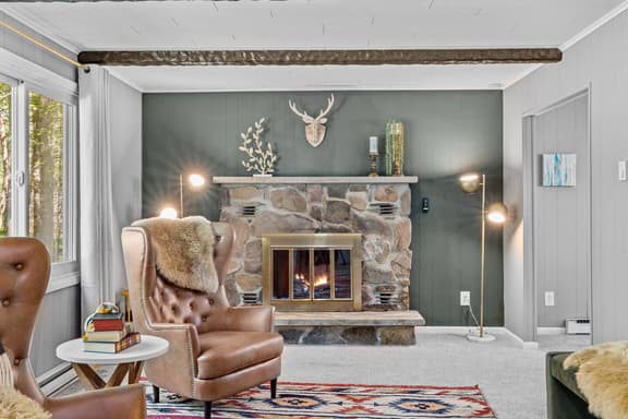 Access to PGA Golf Course- Private Hot Tub-Firepit